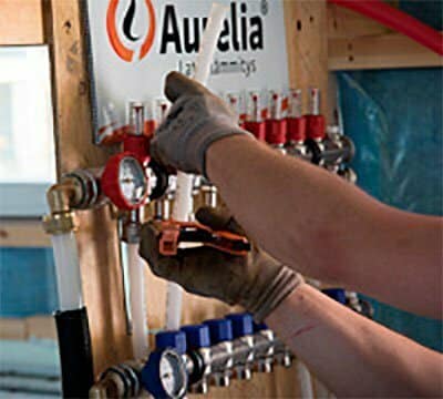 vesikiertoinen lattialämmitys asennus